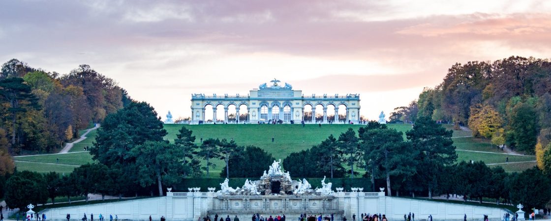 tourists at schonbrunn palace